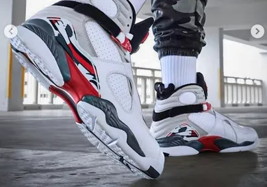 air-jordan-8-bugs-bunny-sneaker-news